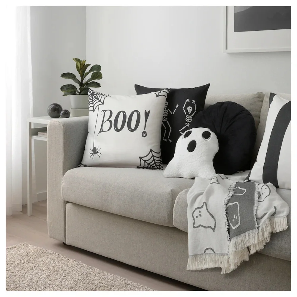 KUSTFYR Ghost Throw, white/black, 51x67 